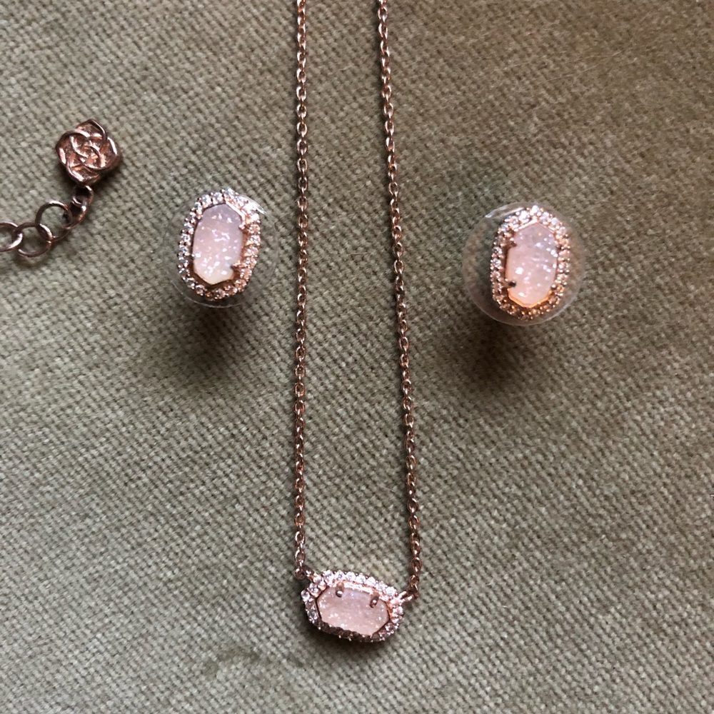 Set of Chelsea Pendant Necklace and Earrings In Rose Gold Drusy with diamonds